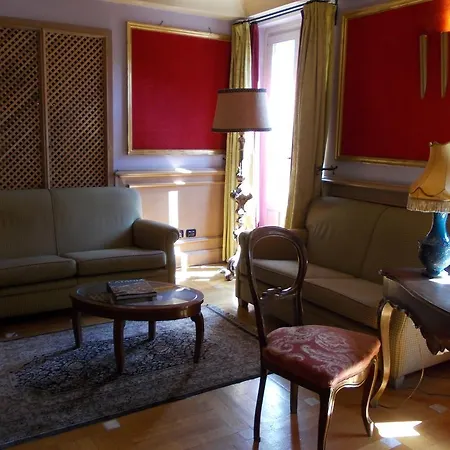 Royal Κατάνια