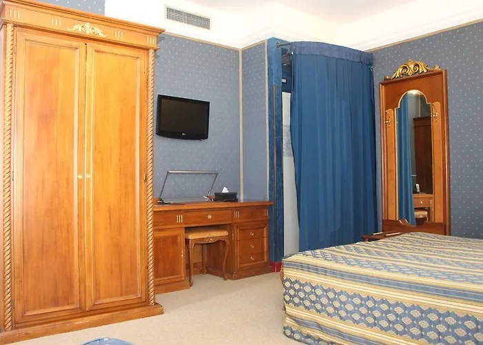 Royal Отель 4*