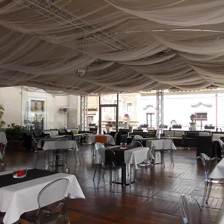 Hotel Royal 4*