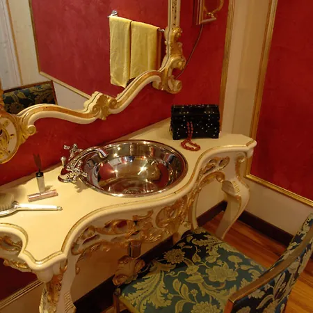Hotel Royal 4*